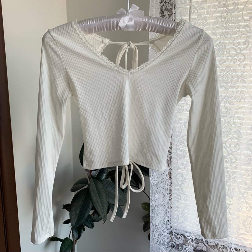 Lace Trim Open Back Long Sleeve